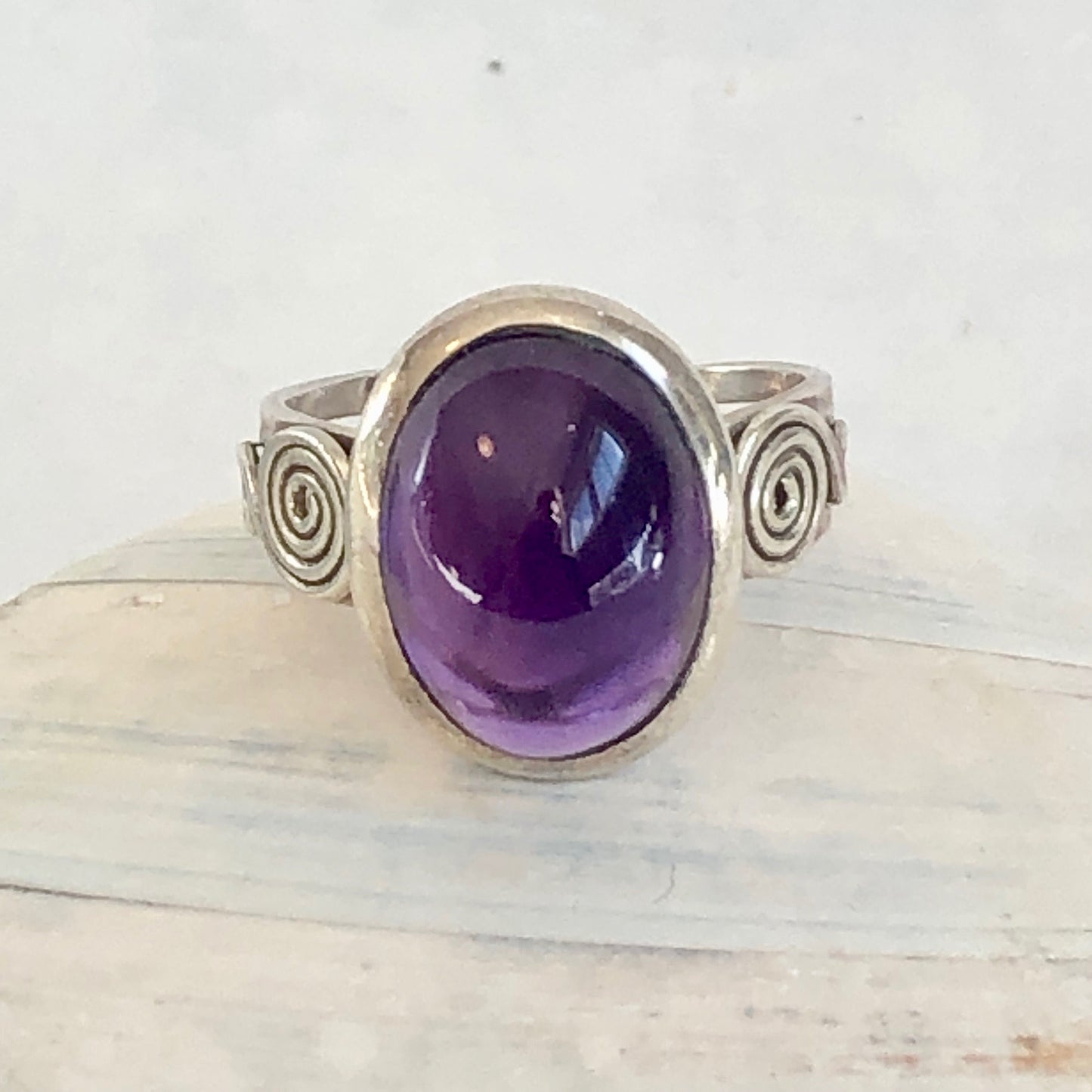Amethyst and sterling silver oval ring, size 9 1/4.