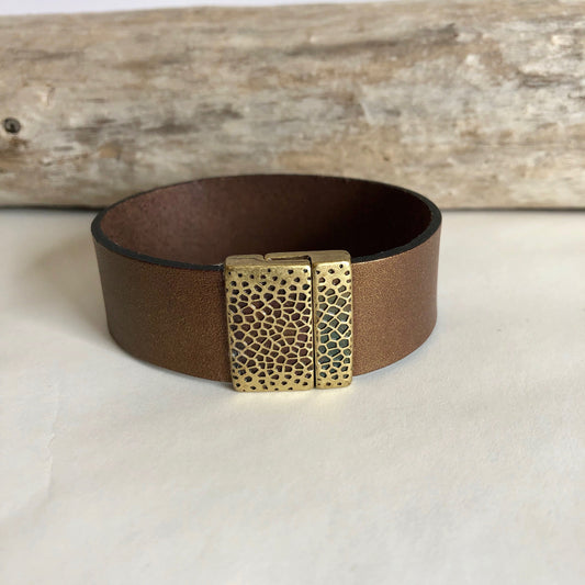 Leather bracelet, made with beautiful wide dark brown Italian leather, and finished with a quality distressed bronze magnetic clasp.